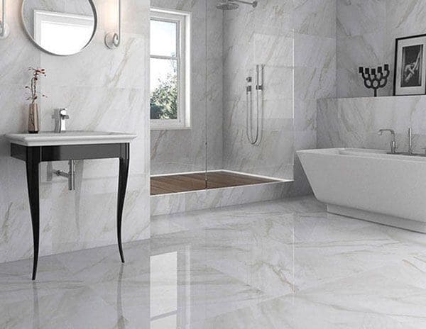 Đổi mới nhà vệ sinh với gạch ốp tường